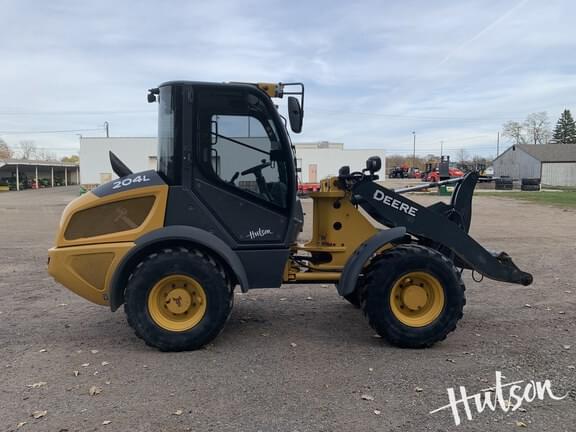 Image of John Deere 204L equipment image 2