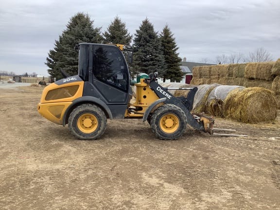 2020 John Deere 204L Equipment Image0