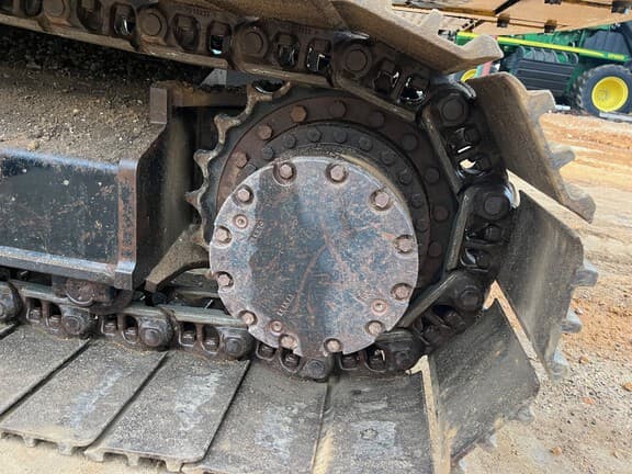 Image of John Deere 210G LC equipment image 4