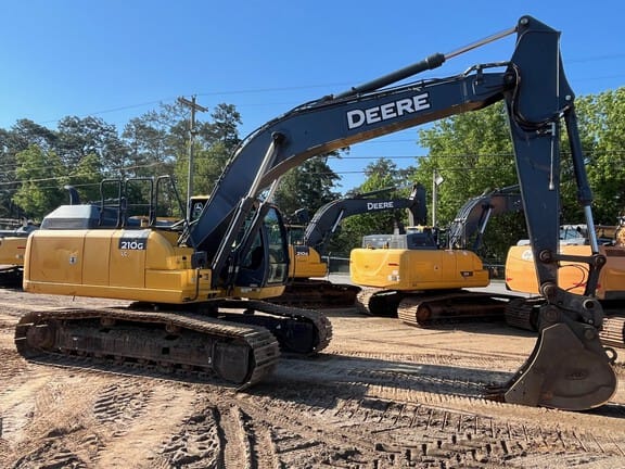 2020 John Deere 210G LC Equipment Image0