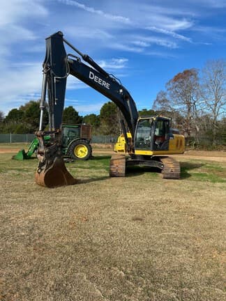 Image of John Deere 210G LC Image 0