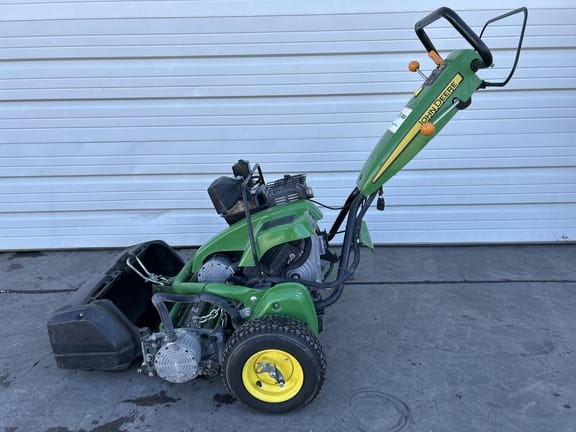 Main image John Deere 220 E-Cut