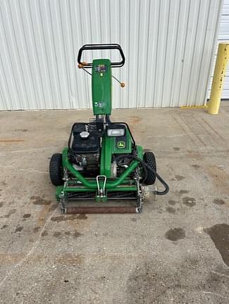 Image of John Deere 220 E-Cut Primary image