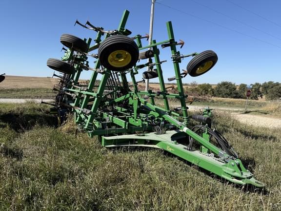 Image of John Deere 2230LL Primary image