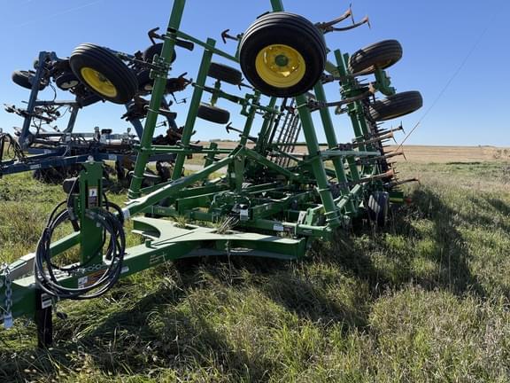 Image of John Deere 2230LL equipment image 1