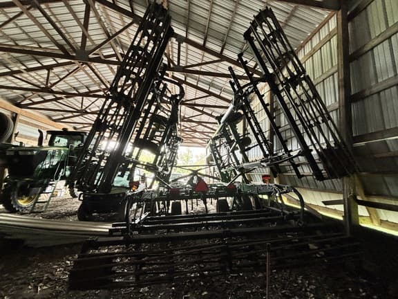 Image of John Deere 2330 equipment image 3
