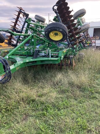 2020 John Deere 2330 Equipment Image0