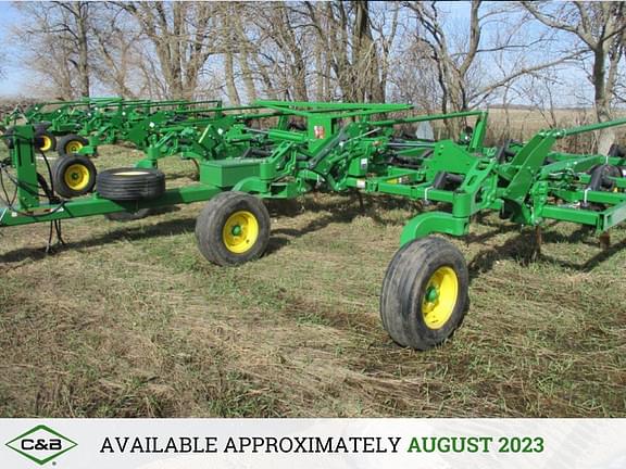 2020 John Deere 2430 Equipment Image0