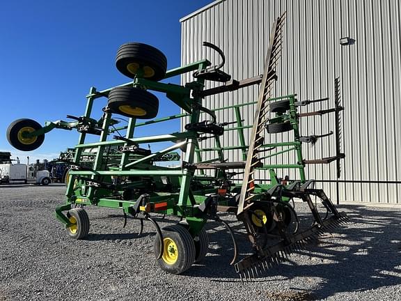 Image of John Deere 2430 equipment image 1