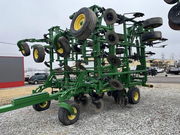 Image of John Deere 2430 equipment image 1