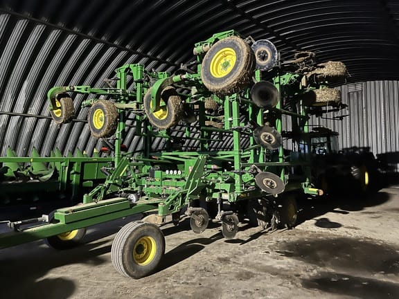 2020 John Deere 2430 Equipment Image0