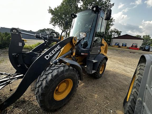 Image of John Deere 244L equipment image 1