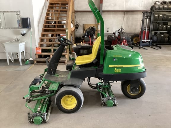 Main image John Deere 2500B