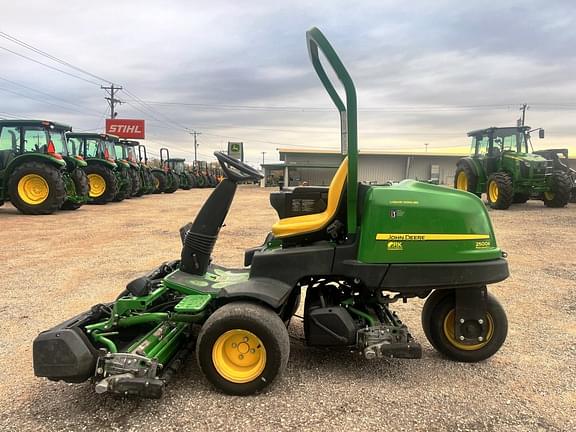 Image of John Deere 2500B Primary image