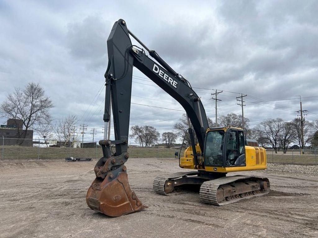 Image of John Deere 250G Primary image