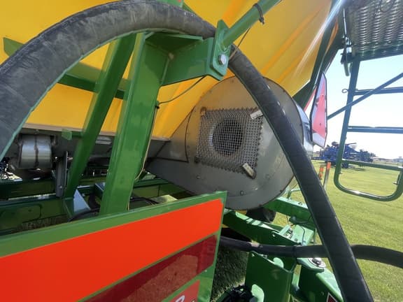 Image of John Deere 2510H equipment image 4