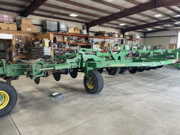 2020 John Deere 2510H Equipment Image0