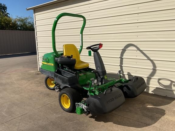 Image of John Deere 2550 equipment image 4