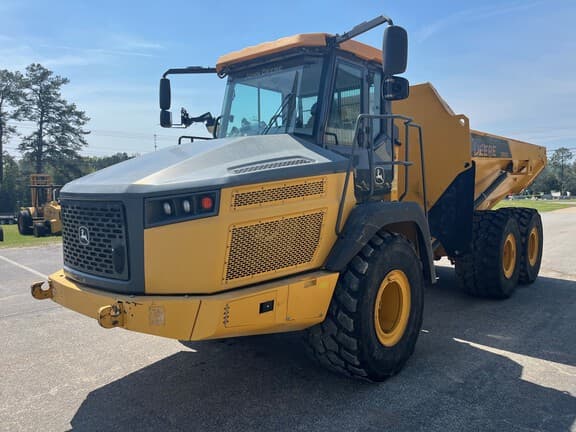 Image of John Deere 260E equipment image 4