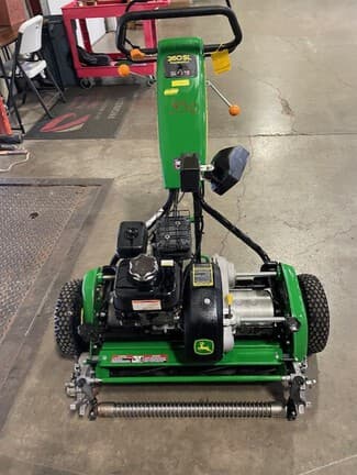 Image of John Deere 260SL equipment image 1