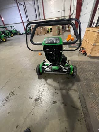 Image of John Deere 260SL equipment image 4