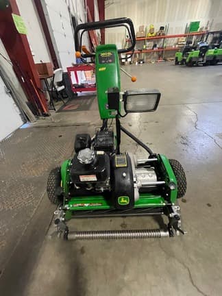 Image of John Deere 260SL equipment image 3