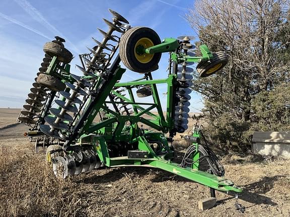 Image of John Deere 2633 Image 0