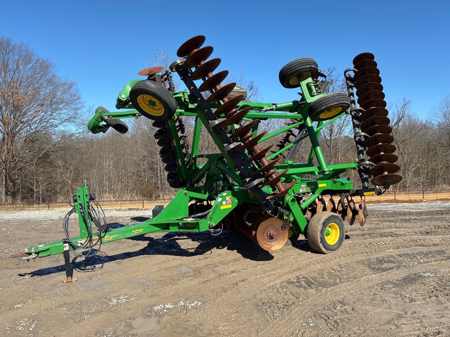 2020 John Deere 2633 Equipment Image0