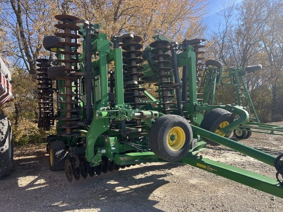 Main image John Deere 2660VT