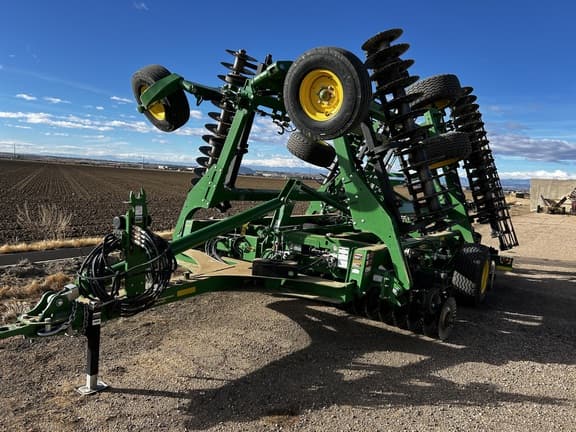 Image of John Deere 2660VT Primary image