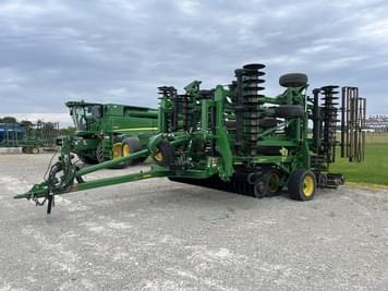 Main image John Deere 2660VT