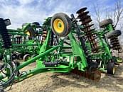 Thumbnail image John Deere 2660VT 1