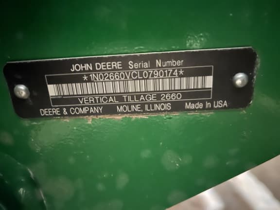 Image of John Deere 2660VT equipment image 3