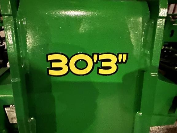 Image of John Deere 2660VT equipment image 2