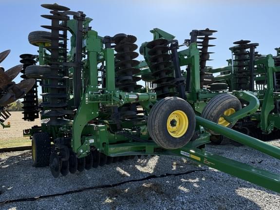 Image of John Deere 2660VT Primary image