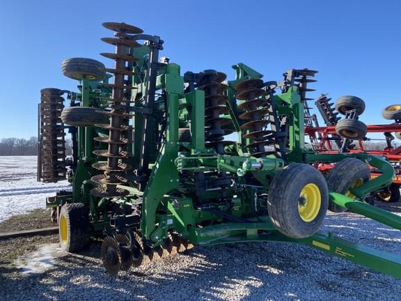 Image of John Deere 2660VT Primary image