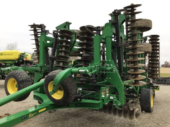 2020 John Deere 2660VT Equipment Image0