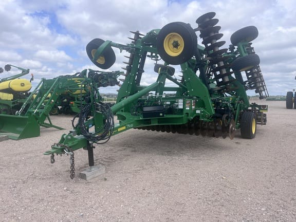 2020 John Deere 2660VT Equipment Image0