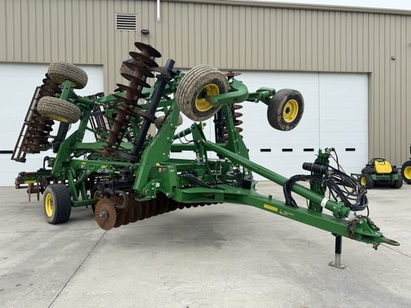 2020 John Deere 2660VT Equipment Image0