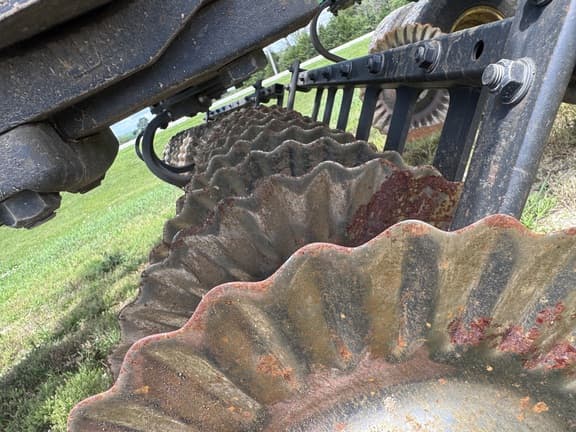 Image of John Deere 2660VT equipment image 3