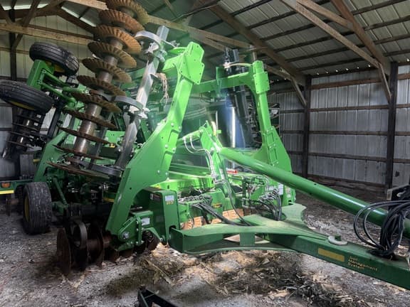 Image of John Deere 2660VT Primary image