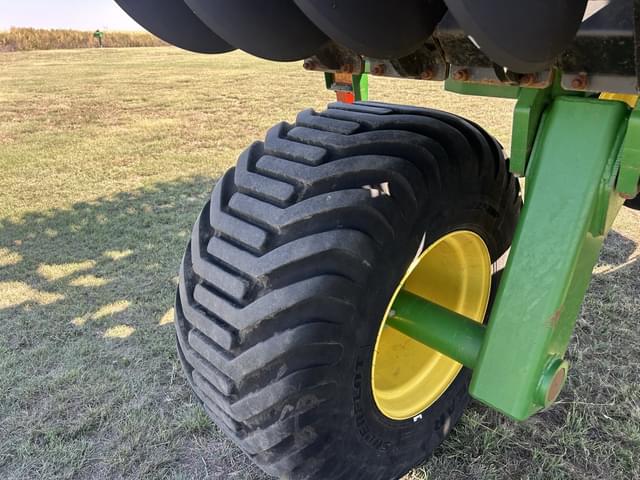 Image of John Deere 2680H equipment image 4