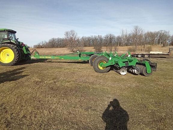 Image of John Deere 2680H equipment image 1