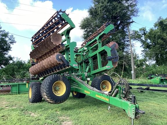 Image of John Deere 2680H Primary image