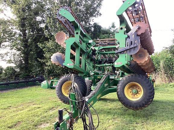 Image of John Deere 2680H equipment image 2