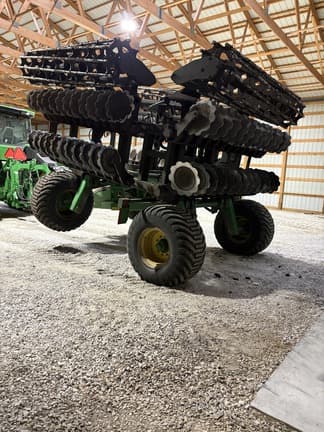 Image of John Deere 2680H equipment image 1