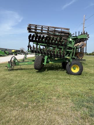 Image of John Deere 2680H equipment image 1