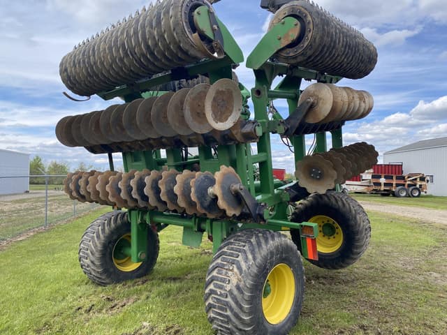 Image of John Deere 2680H equipment image 3