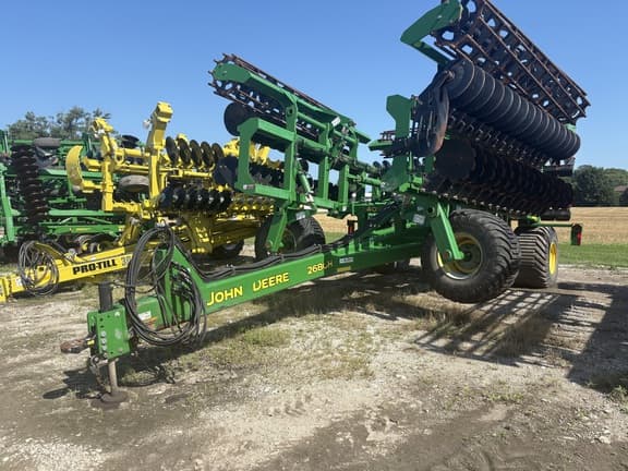 Image of John Deere 2680H equipment image 1