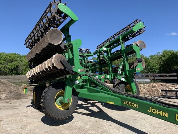 Image of John Deere 2680H equipment image 1